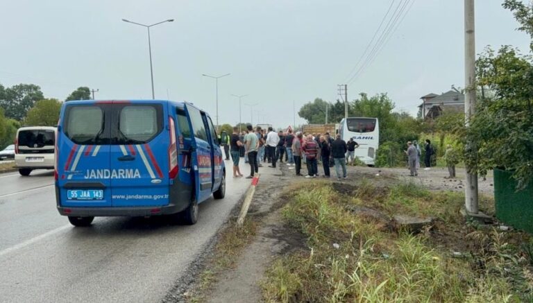 samsunda-yolcu-otobusu-kaza-yapti-yaralilar-var-i9whfd2C.jpg
