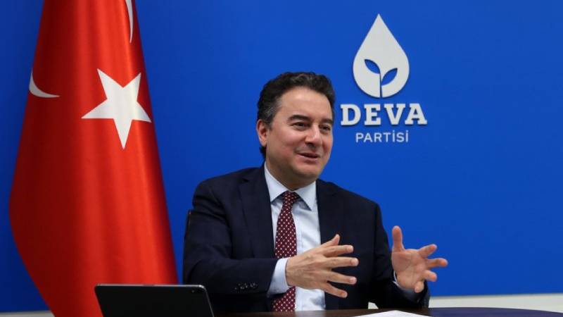 ahmet hakan ali babacan deva partisini kapatarak ak partiye donebilir CQ3ecWem.jpg