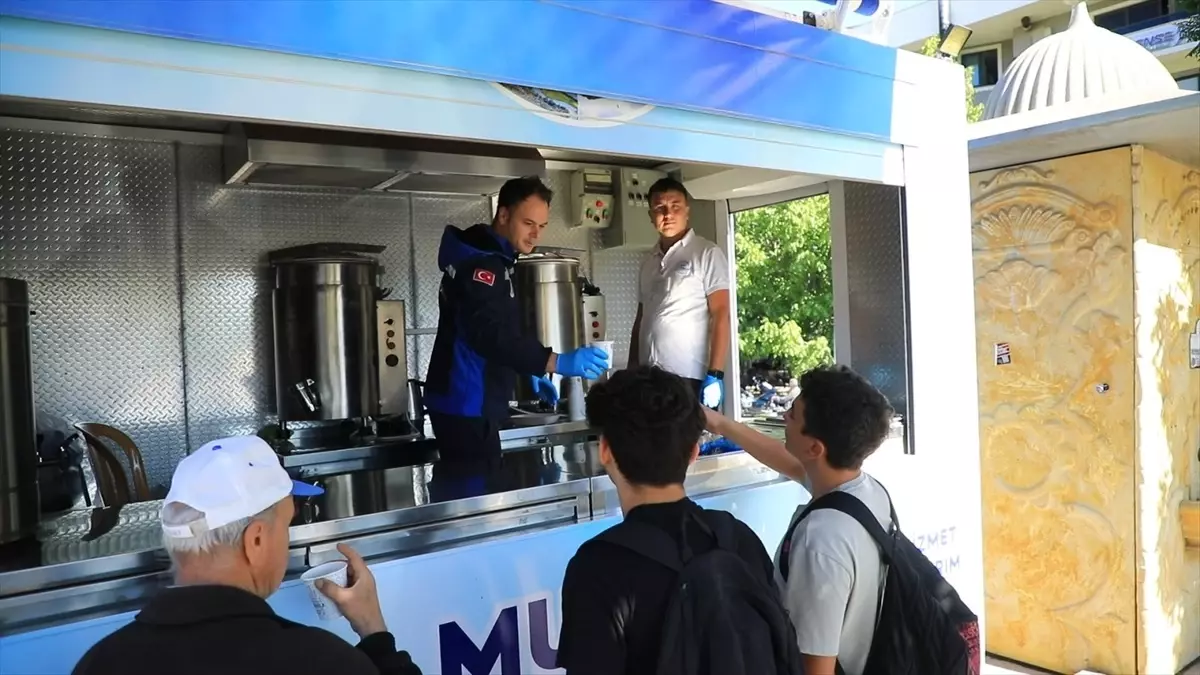 muglada ogrencilere sicak corba ikrami dBZrh1Tv