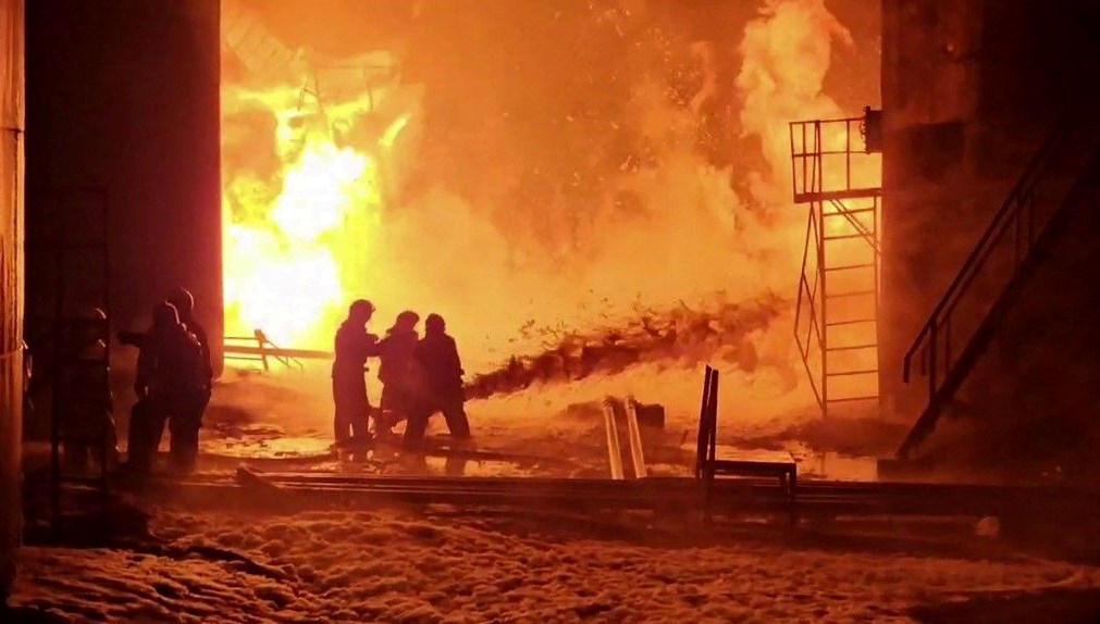 ukrayna rusyada muhimmat fabrikasini vurdu cFR8c5eO