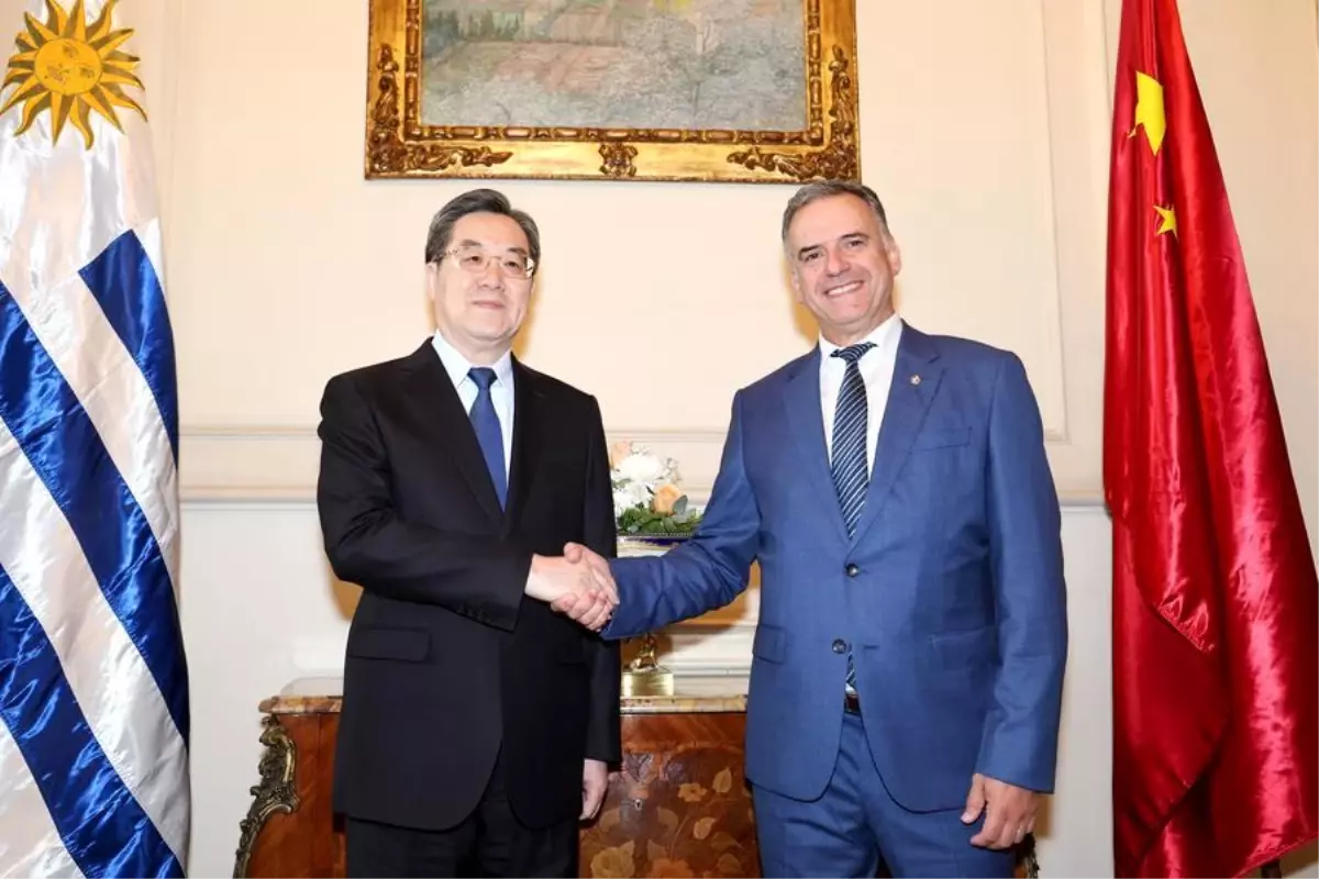 cin ve uruguay stratejik ortakligi guclendirmek icin anlasmalar imzaladi LLqMMpdI.jpg