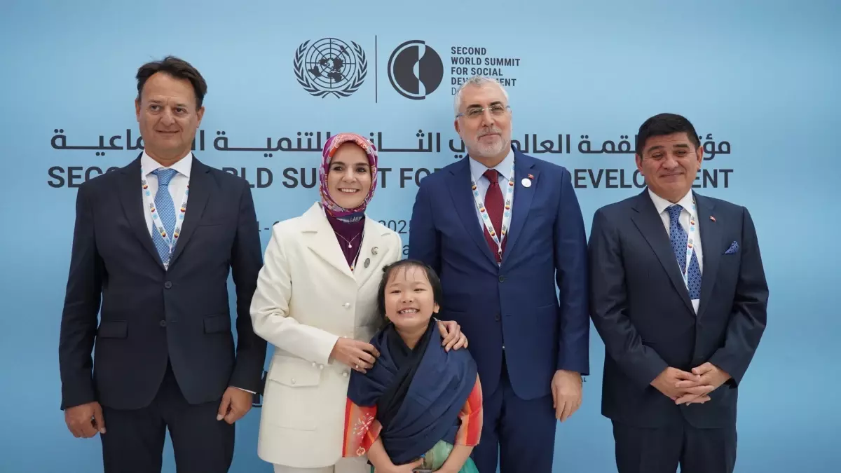 turkiye dohada sosyal kalkinma zirvesinde MsgiGqkg.jpg