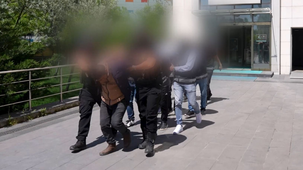 ankarada-narkotik-operasyonu-27-kilo-esrar-ele-gecirildi-XFANvuDQ